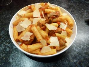 Lamb and pasta sauce